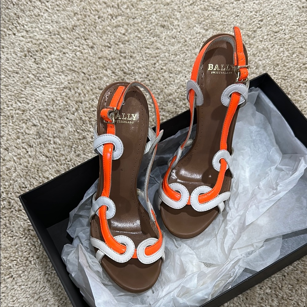 Bally Women's Orange and White Heels